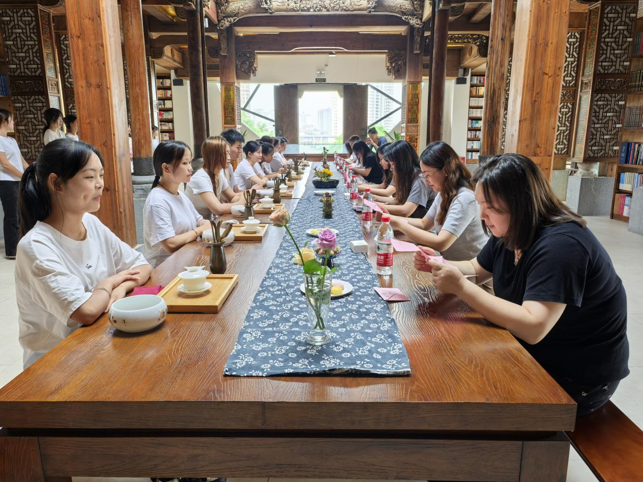 感恩有您！|沐鸣2平台-【沐鸣2全心全意】为您提供最佳服务体验！成功舉辦教師節茶藝沙龍主題活動